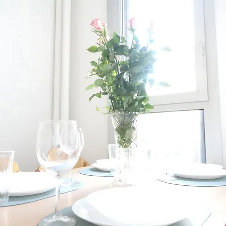 Charming And Spacious - Close To Center * Parijs